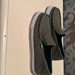 Sanuk slide on shoes.Never worn, no tags or box